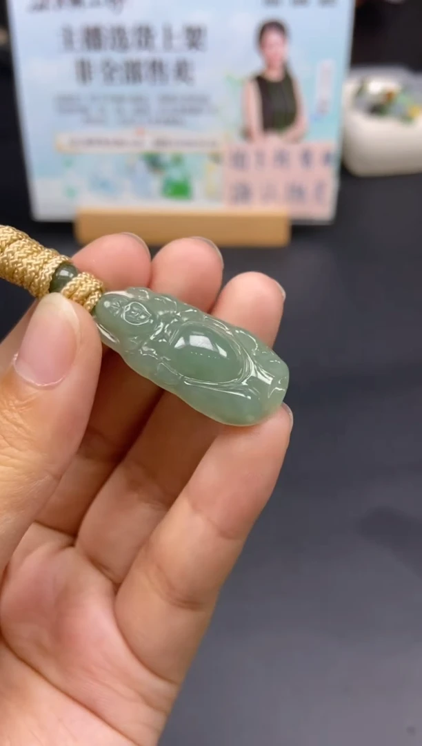 颈饰未镶嵌翡翠天然翡翠A货35