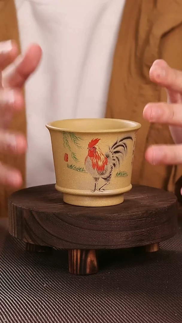 茶杯紫砂黄段金鸡报喜紫砂手工刻绘主人杯150CC