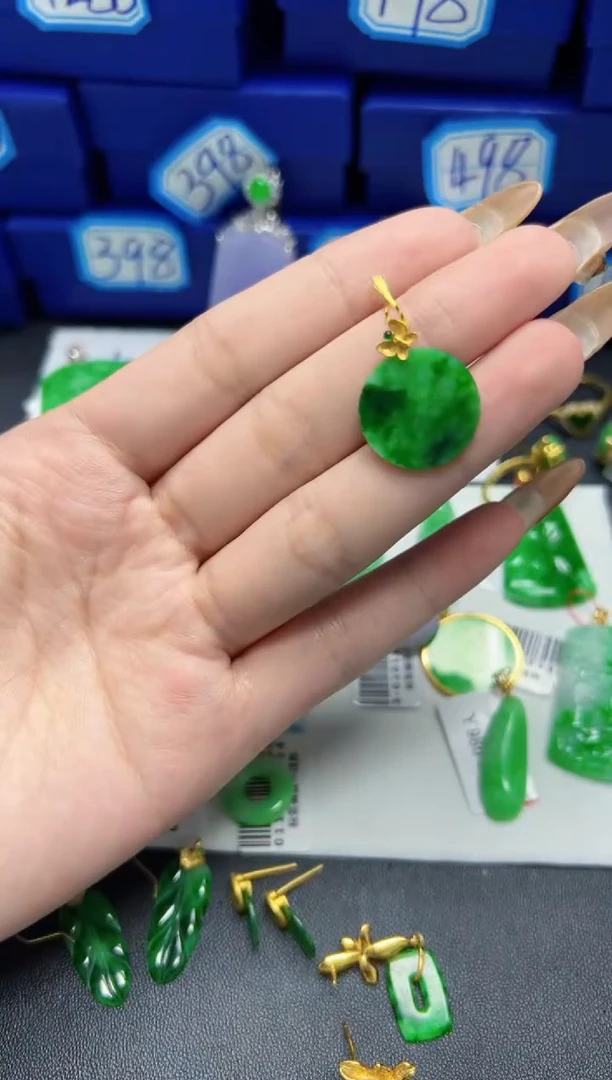 【闪购商品】翡翠颈饰18K金镶嵌Y缅料A货/支持复检/一件