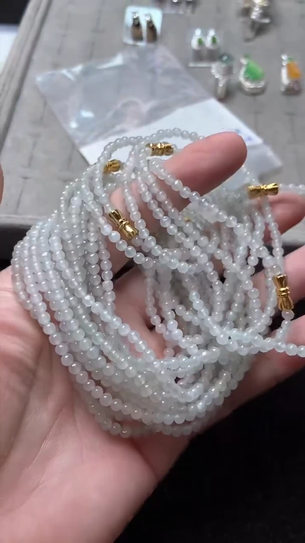 定制翡翠未镶嵌多样性随机发货，拍一发一