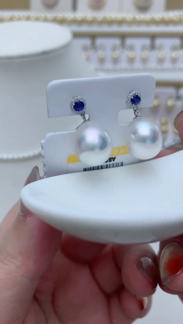 【闪购商品】海水珍珠耳饰18K金镶嵌q32