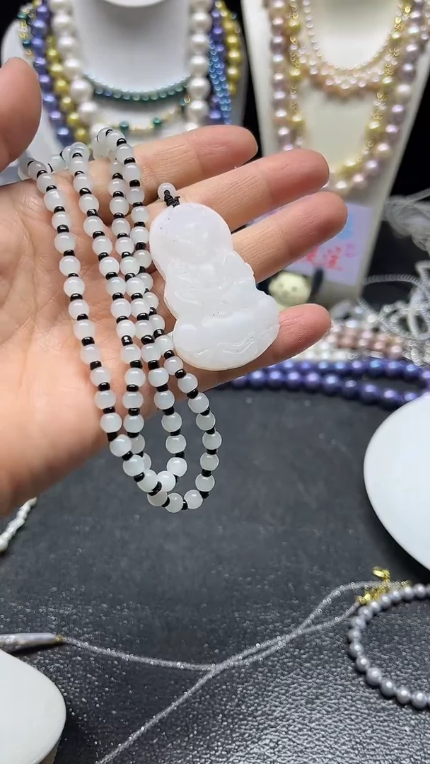 颈饰未镶嵌淡水珍珠多人