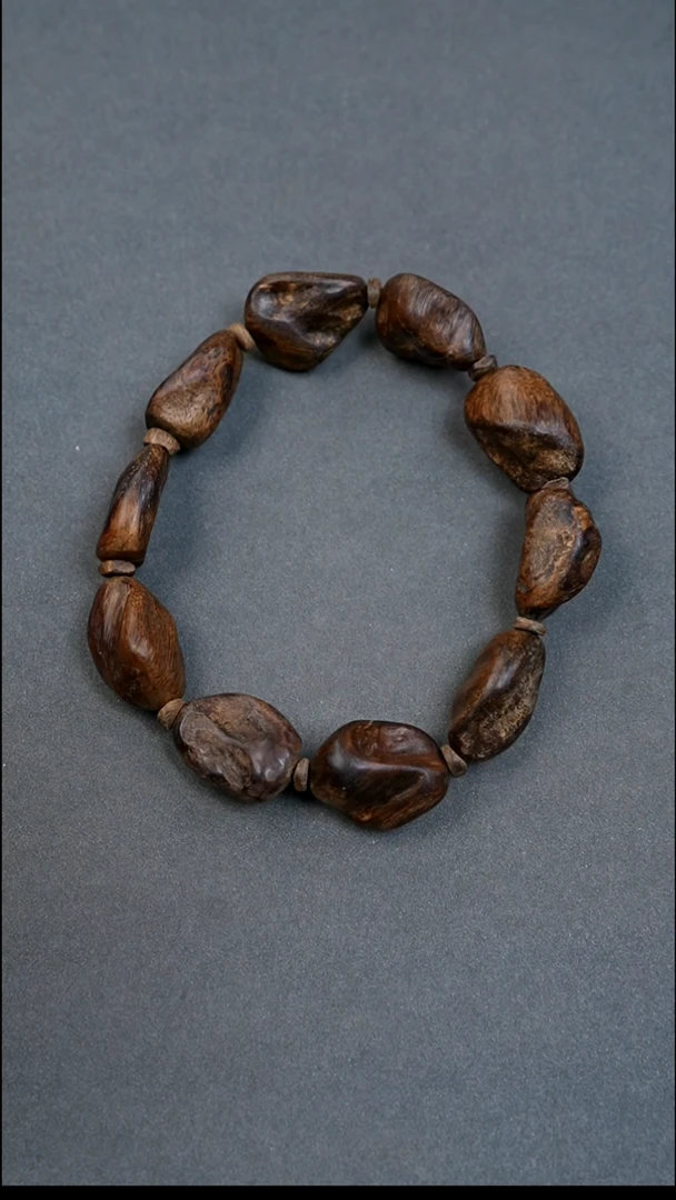 沉香沉香碎屑金三角沉水随行16.45g