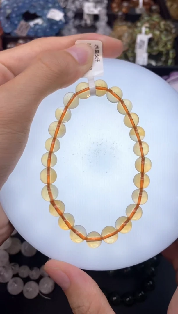 水晶手串未镶嵌46黄水8mm