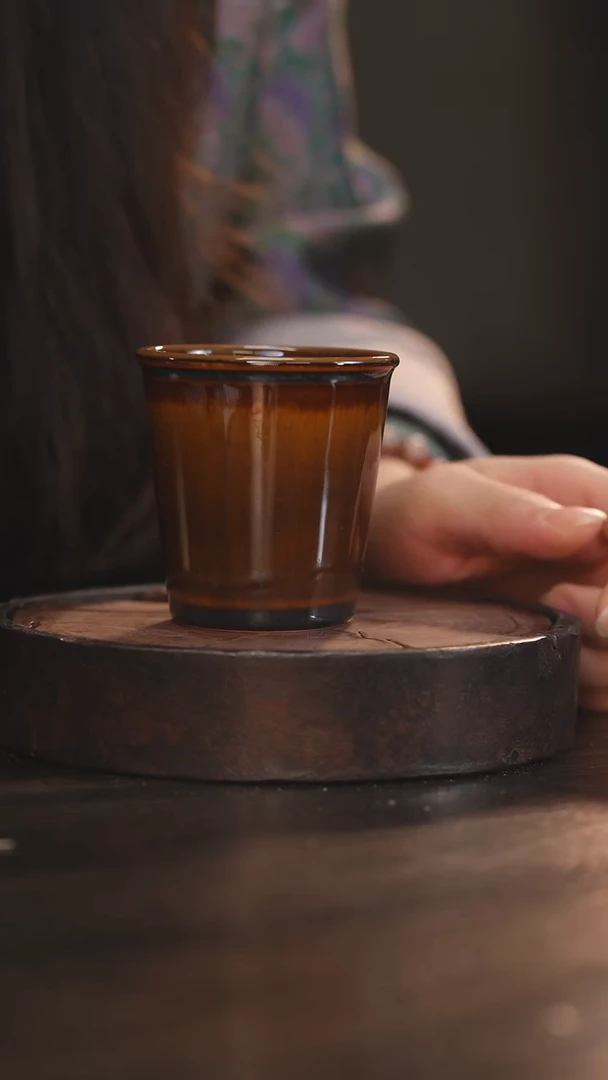 【闪购商品】杯8柴房陶瓷丨焦糖色小可乐杯