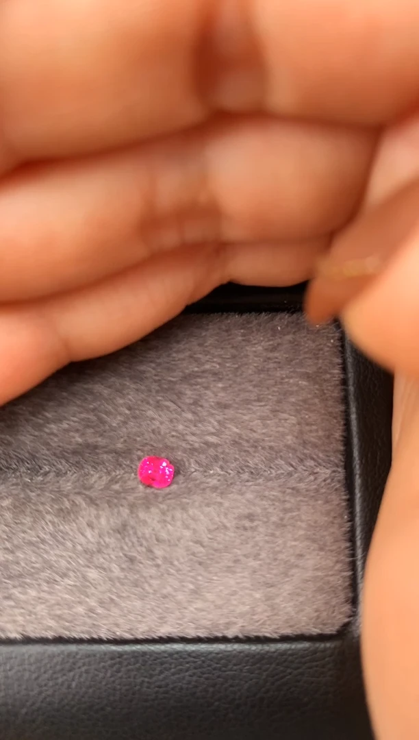 未镶嵌裸石定制尖晶石枕型 绝地 0.28ct