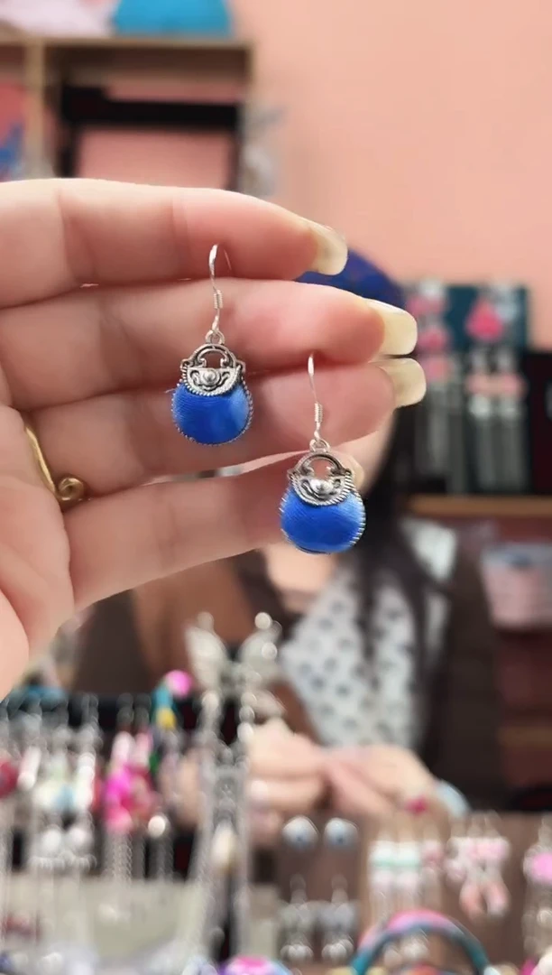 织绣艺枝独绣手工饰品195**