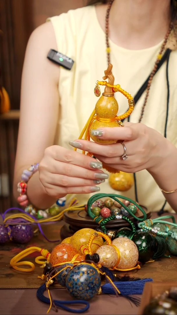 74易林大漆开口小葫芦----168