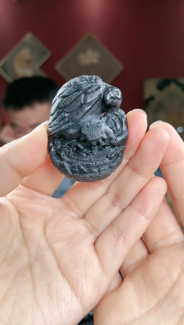 【闪购商品】和田玉颈饰未镶嵌青花鹰