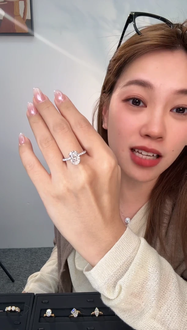 18K金镶嵌实验室培育钻石18k白椭圆戒指3ct