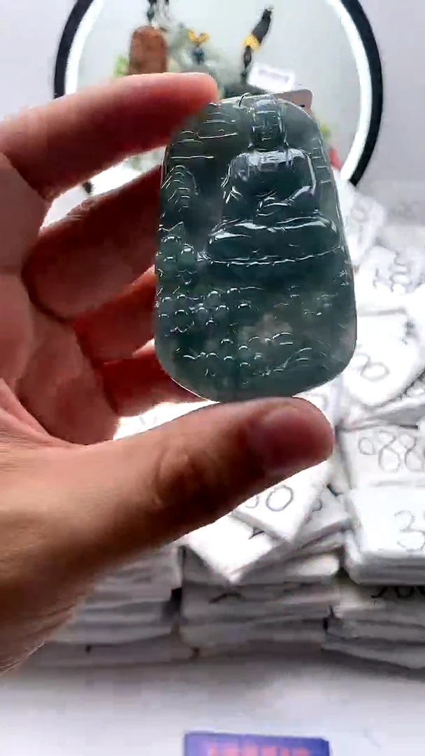 【闪购商品】翡翠颈饰未镶嵌阿弥陀佛