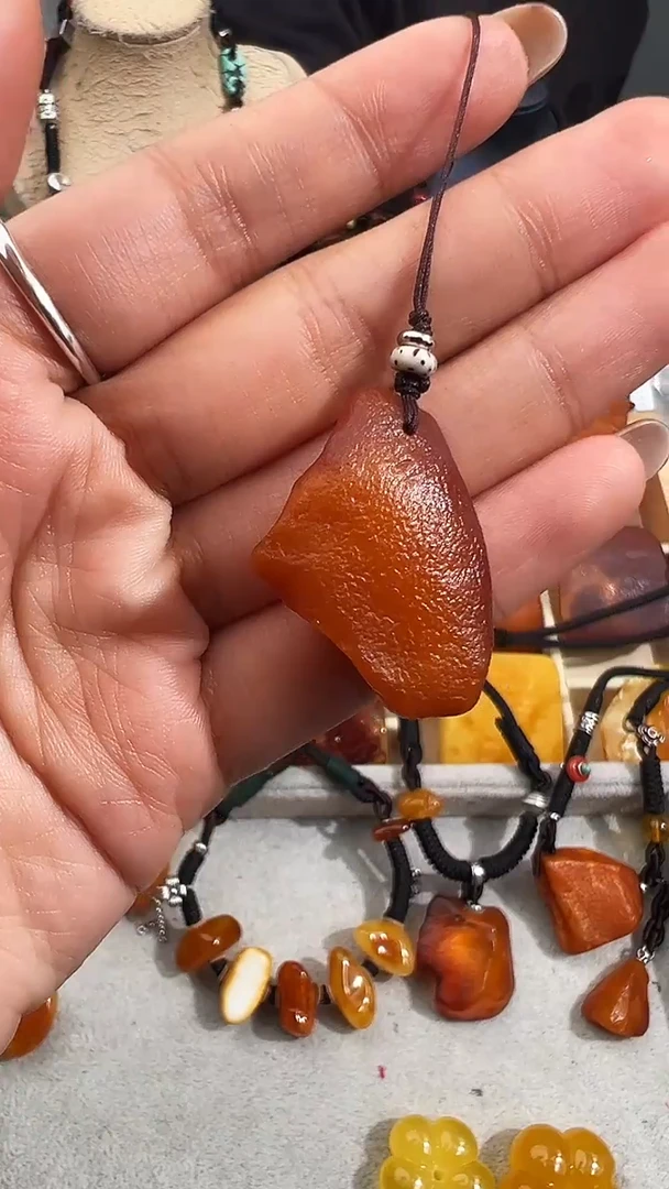 【闪购商品】蜜蜡裸石未镶嵌似玉