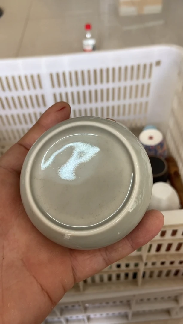 无运费险有瑕疵的摄影的产品有使用过的痕迹有点脏介意勿拍