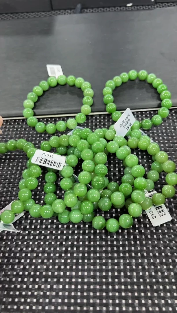 手串未镶嵌和田玉  约10mm+（多样性发一件）1345