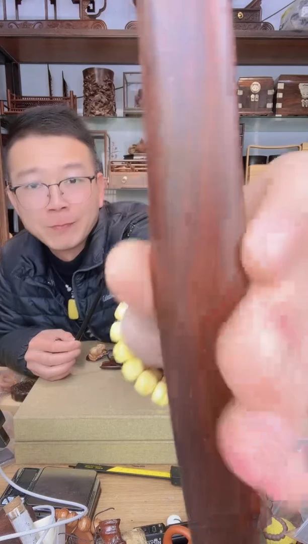【闪购商品】乌木类书架065小叶紫檀手把件