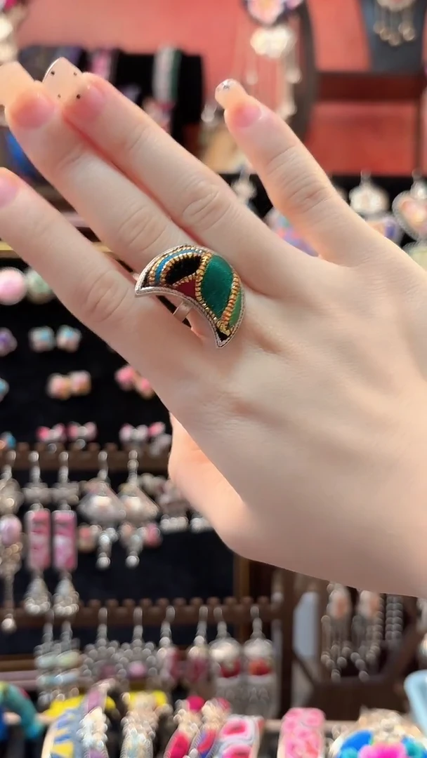 织绣 云织谣民族风精美饰品   195