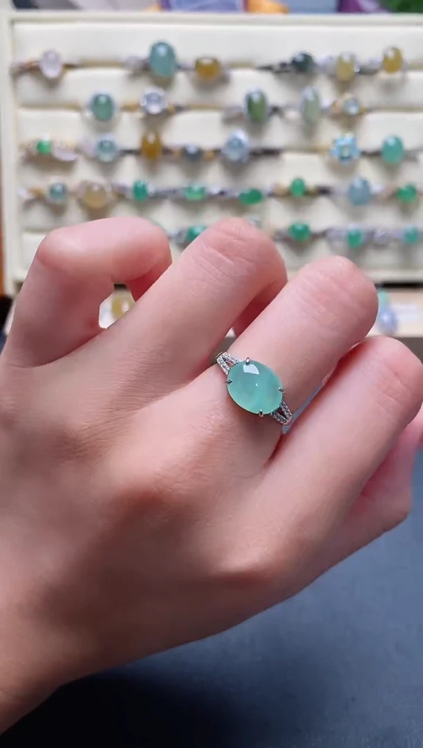 银S925镶嵌戒指翡翠88888+3