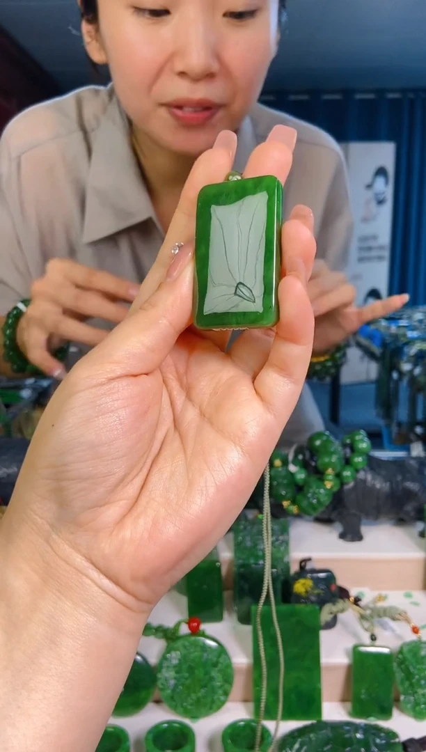 和田玉未镶嵌挂件1