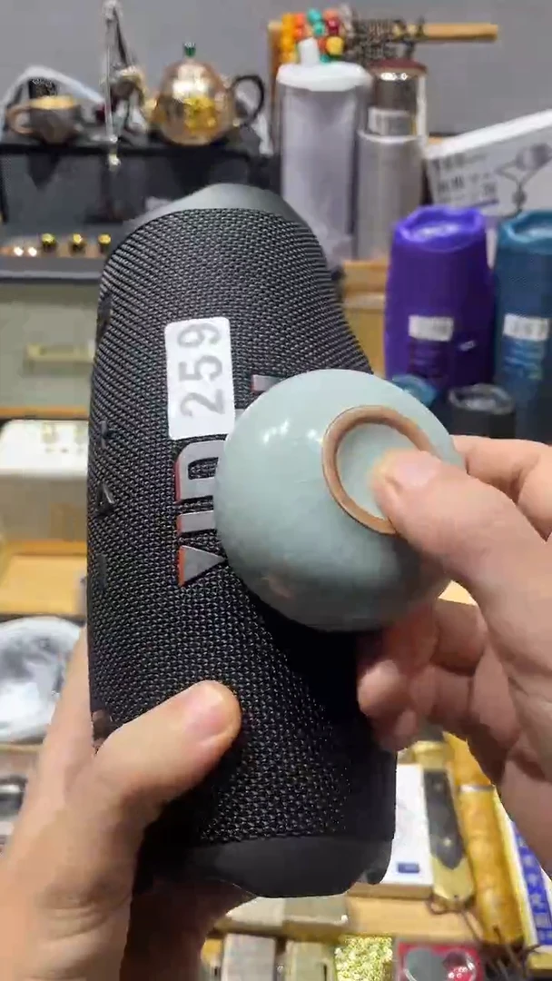 瓷片闪购商品 如图所示