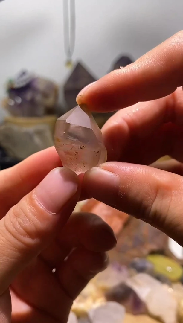 水晶珠宝半成品未镶嵌紫骸骨水晶