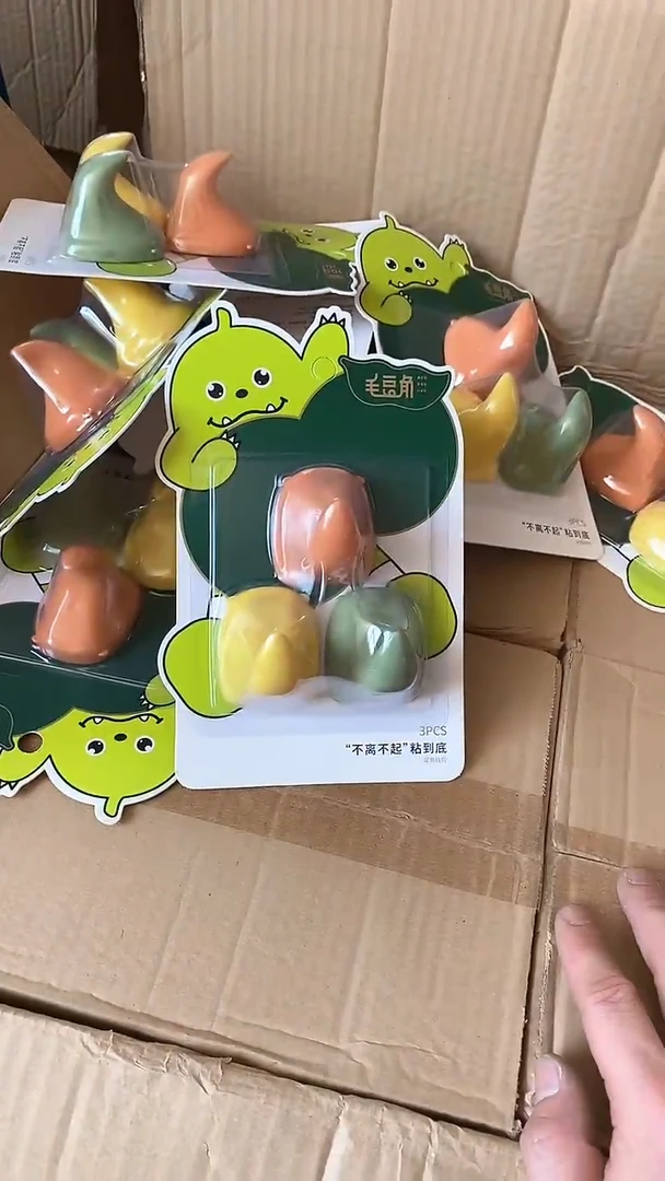 塑料A075发3盒犀牛角粘钩