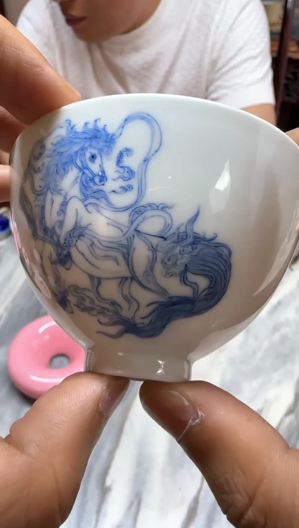 天义华 白描骏马杯
