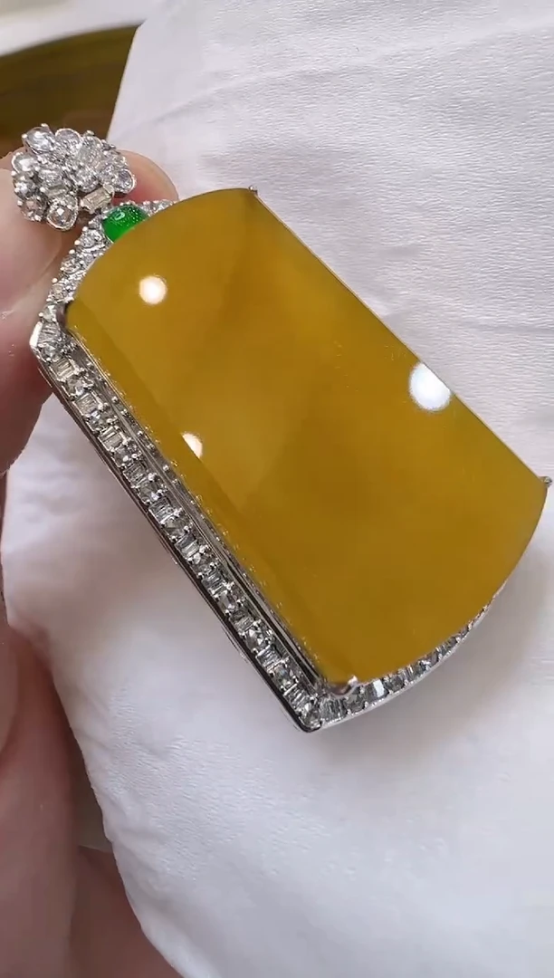 【闪购商品】翡翠吊坠(不含链)18K金镶嵌多样性团购发一件