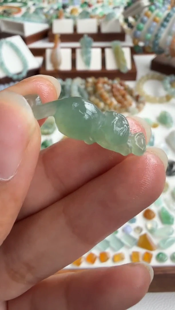 未镶嵌定制翡翠28.7*7.1*7