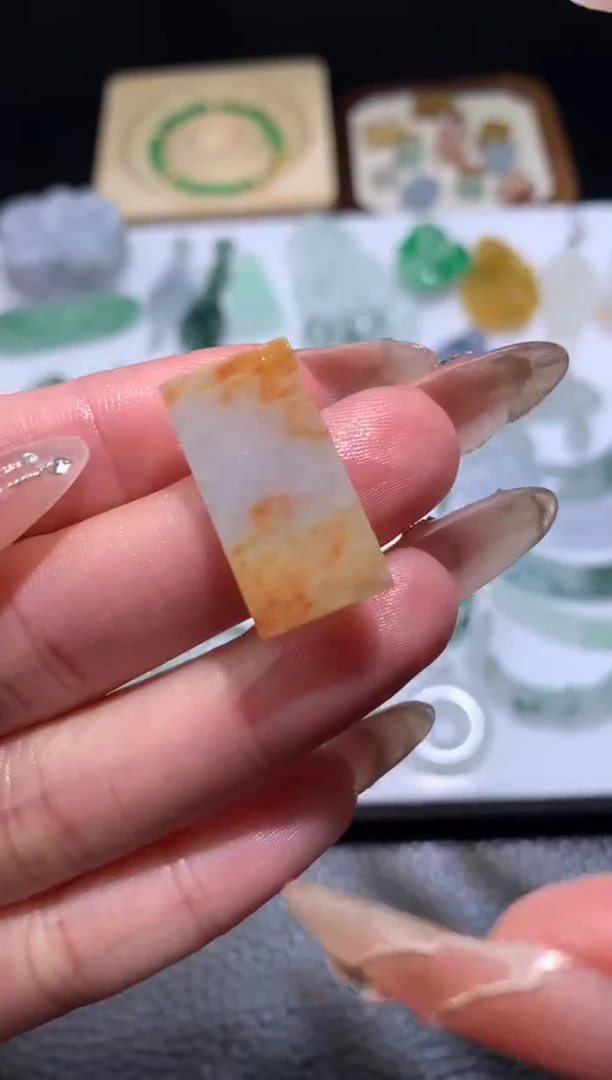 【闪购商品】定制翡翠未镶嵌毛货