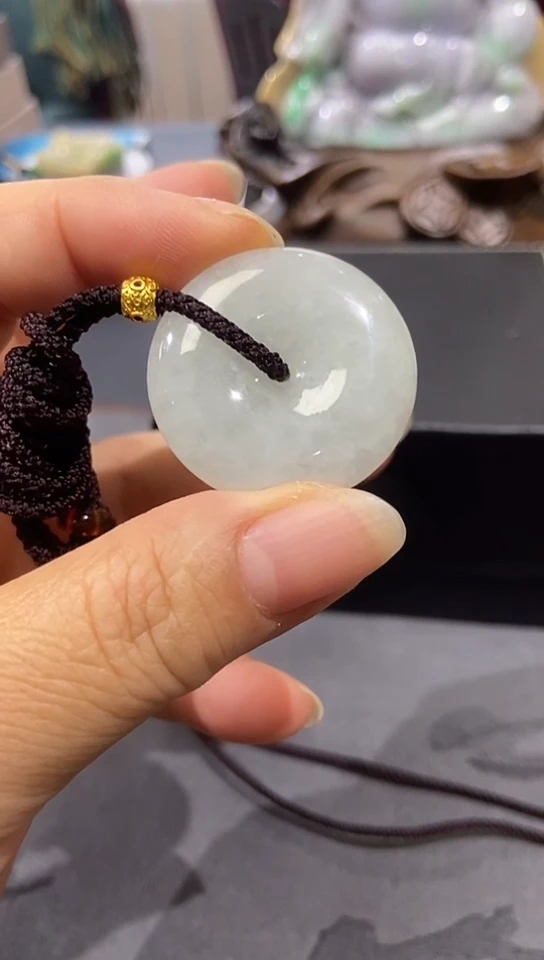 翡翠未镶嵌颈饰吊坠