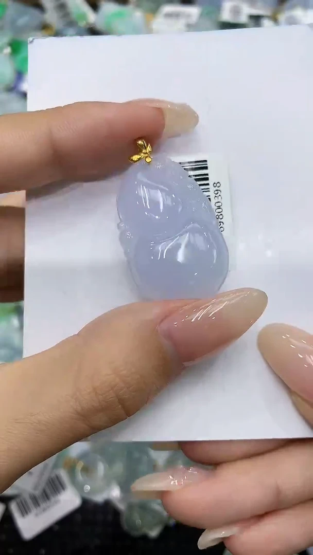 翡翠18K金镶嵌颈饰111111111111