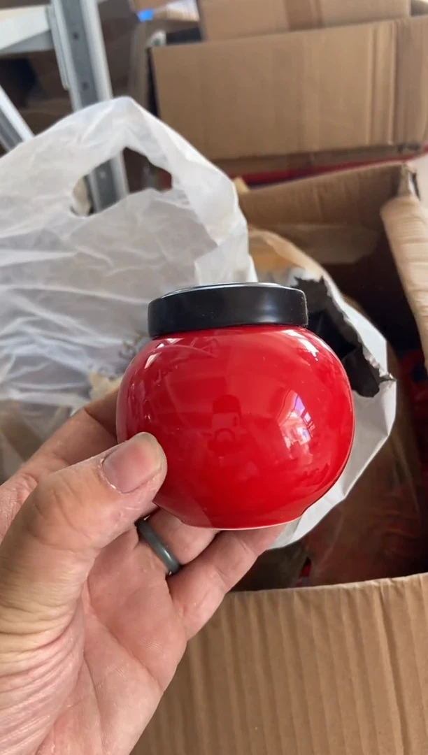 杯无运费险有瑕疵的摄影的产品有使用过的痕迹有点脏介意勿拍
