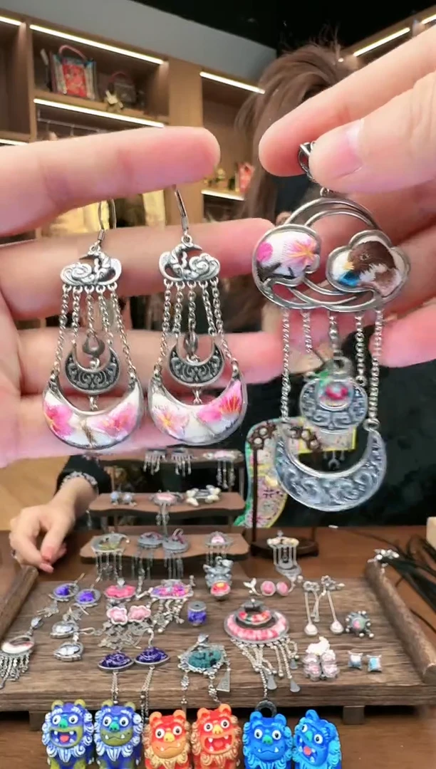 【闪购商品】织绣215黔东南苗族刺绣