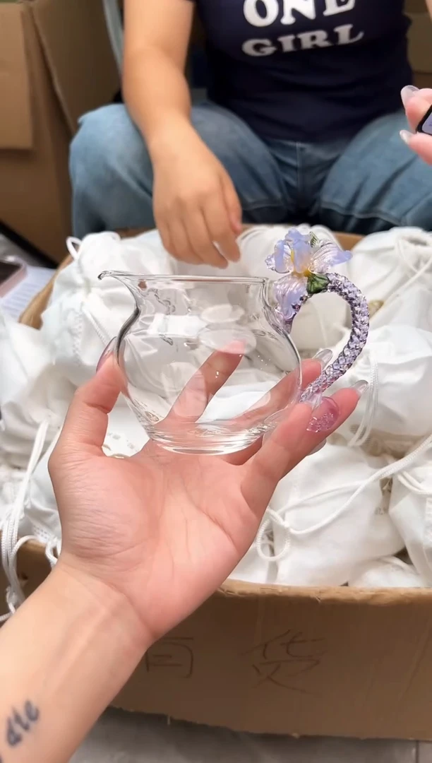 禾墨鸢然浅紫色