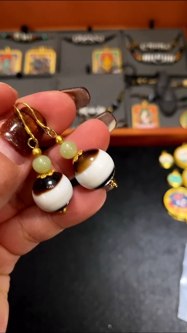 玛瑙/玉髓耳环未镶嵌一X耳环