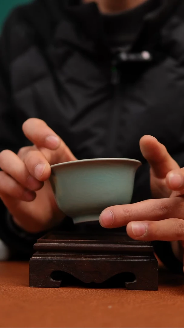 【闪购商品】瓷片原产地原矿仿古压手杯微瑕福利