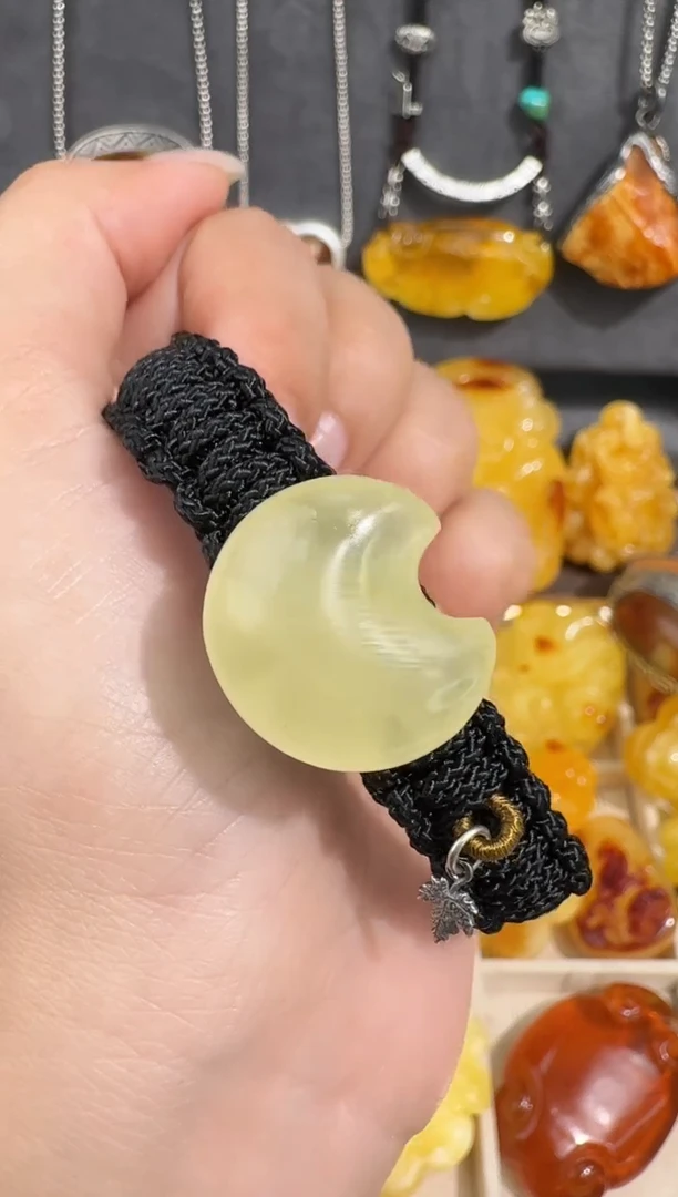 裸石琥珀未镶嵌琥珀