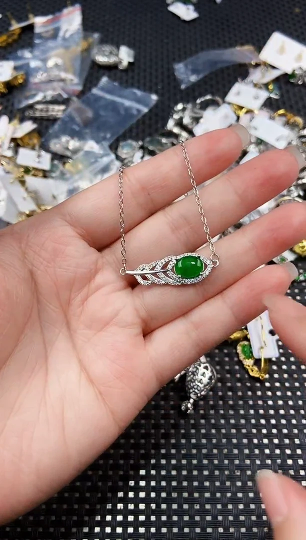 翡翠未镶嵌耳饰1111111111