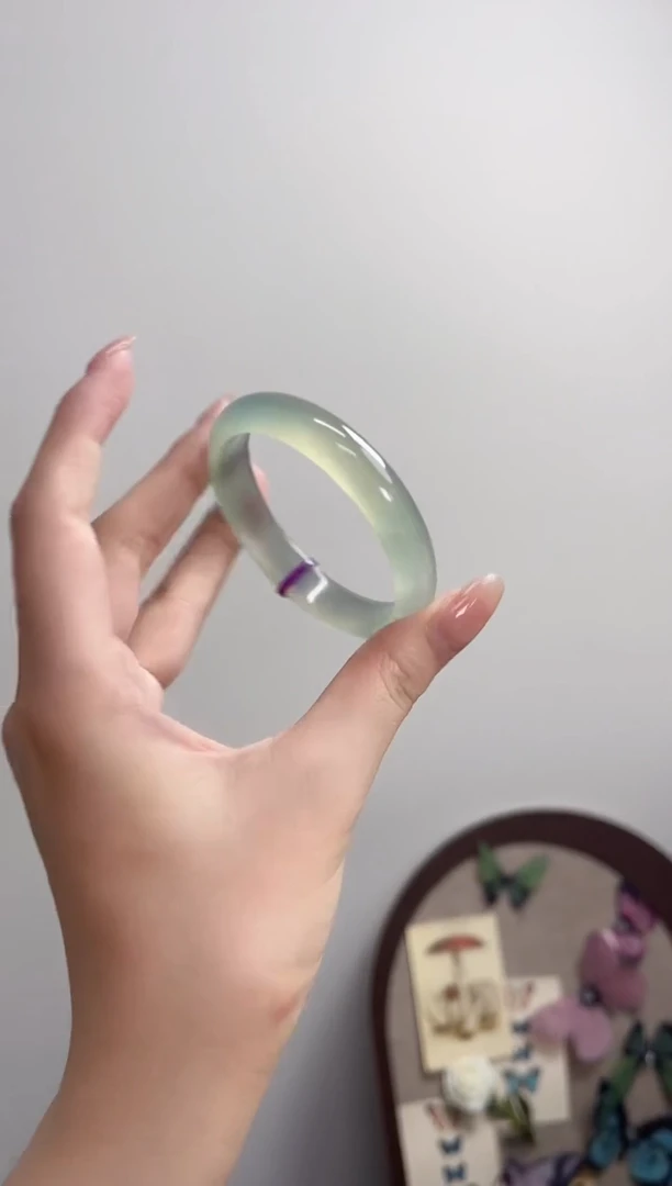 玛瑙/玉髓手镯未镶嵌54圈 需要包容