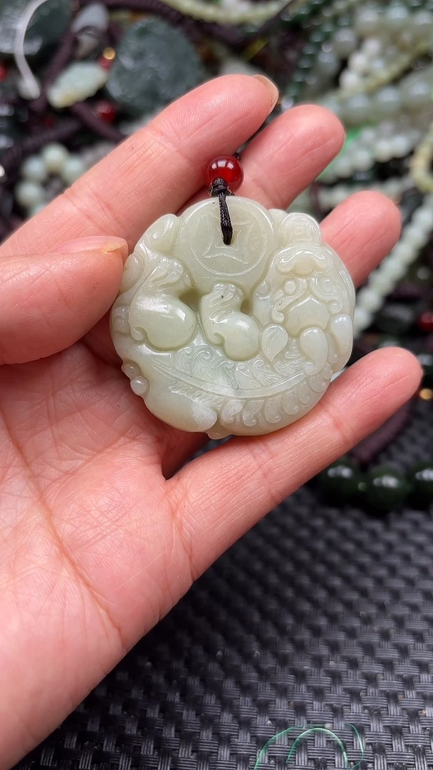 【闪购商品】和田玉颈饰未镶嵌1