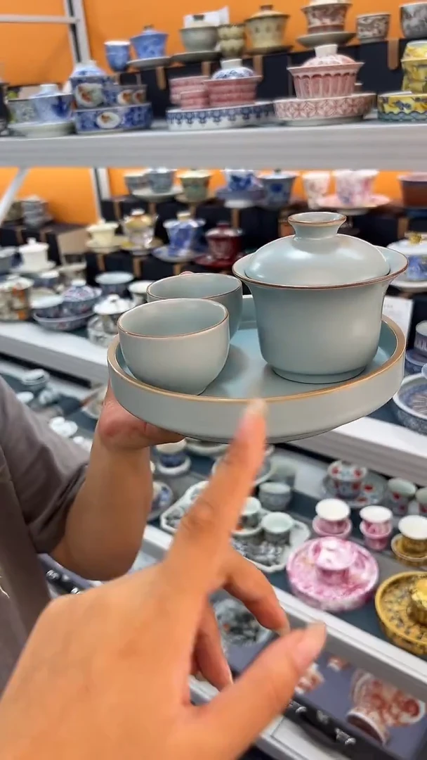 我们都在努力奋斗