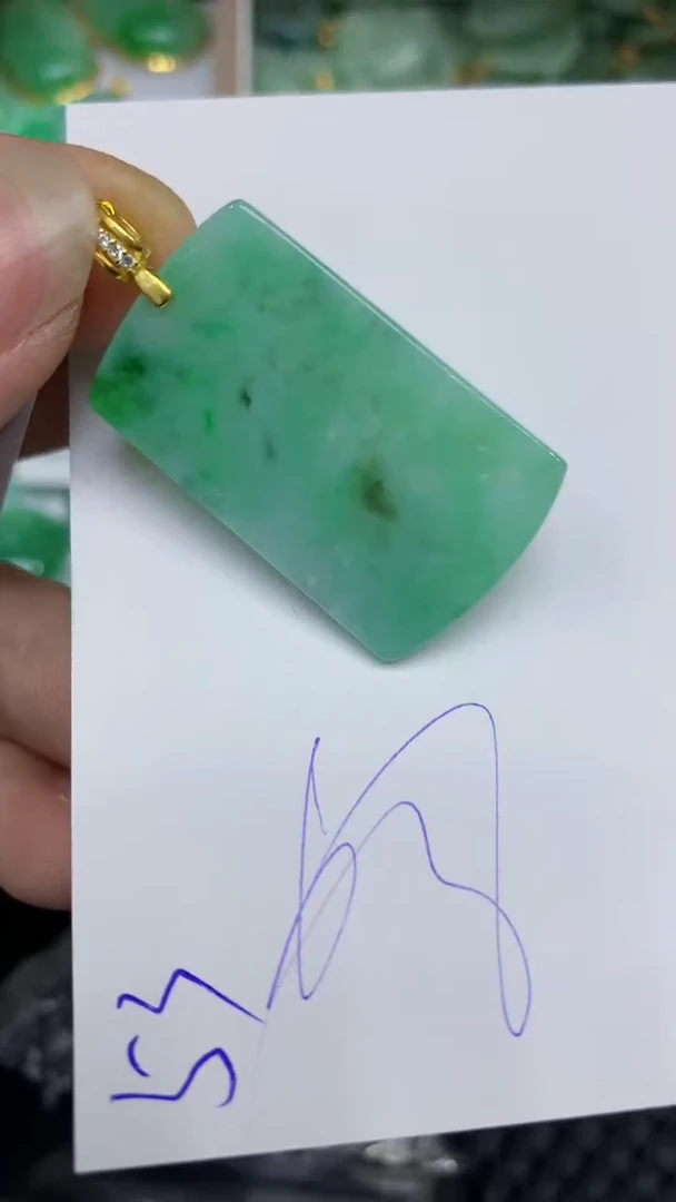 颈饰未镶嵌翡翠缅甸A货翡翠