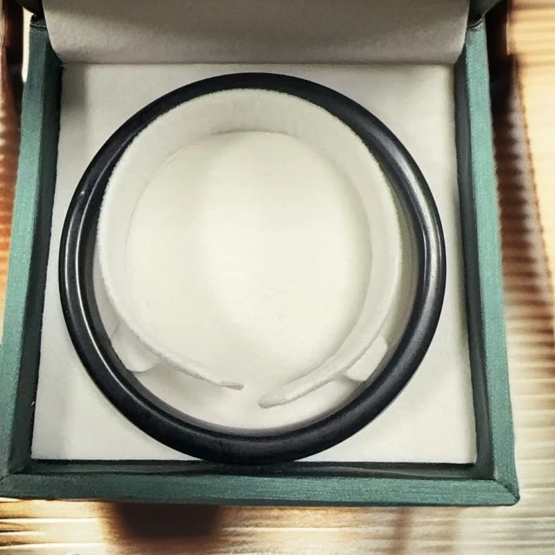 澳大利亚黑晶原矿老料手镯