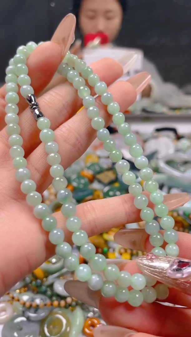 【闪购商品】翡翠颈饰未镶嵌5-6MM/U/翡翠A货一图一物