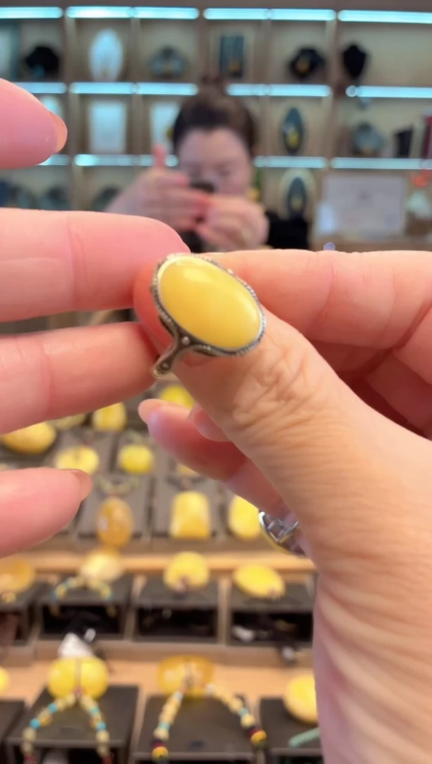 银S925镶嵌琥珀戒指梅*天然原矿蜜蜡戒指