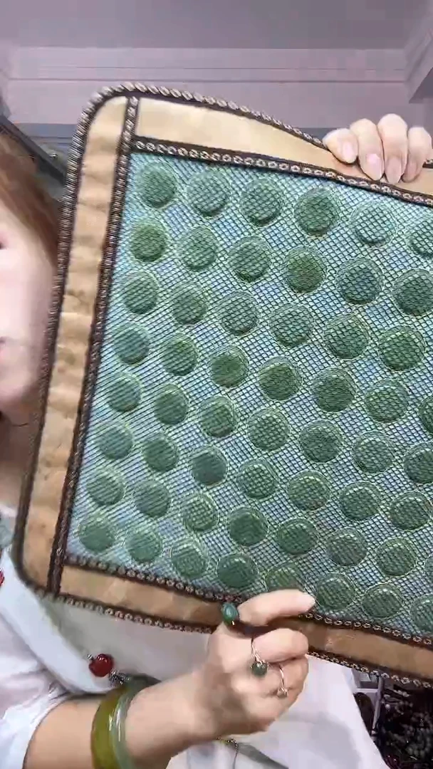 岫玉未镶嵌坐垫1个暇平安扣多样性发货其中之一