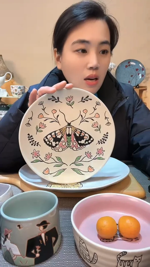 【闪购商品】瓷片蝴蝶8.5英寸盘  微瑕介意勿拍