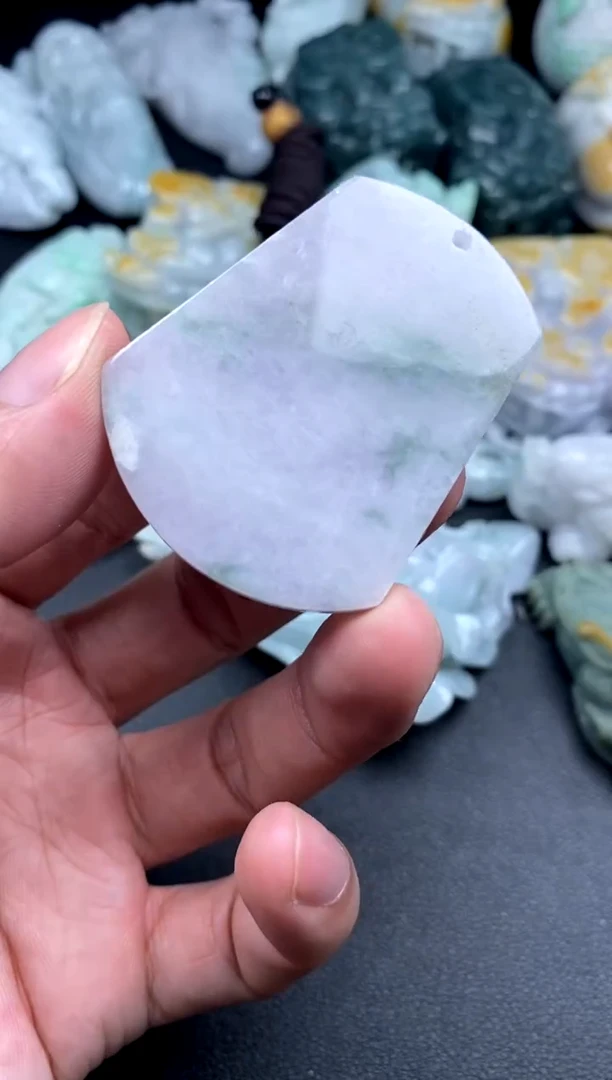 吊坠(不含链)未镶嵌翡翠1