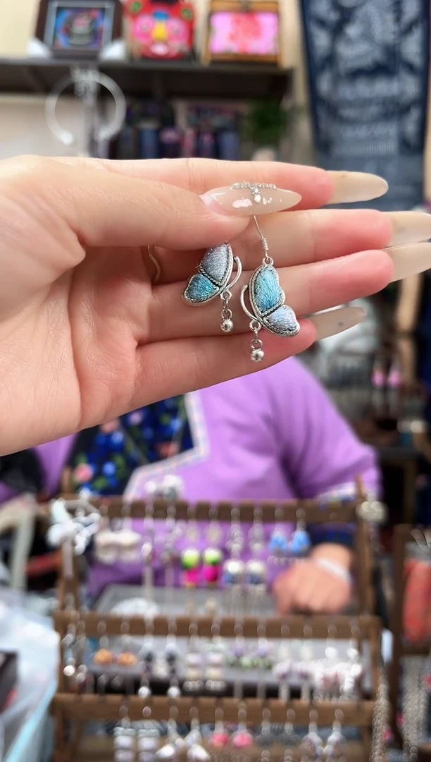 织绣民族风非遗老绣苗银饰品040