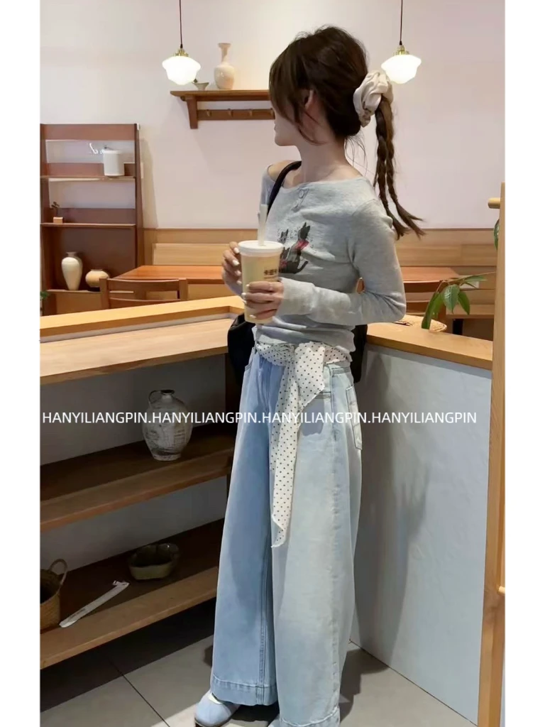 【小猫针织】卡通印花斜肩针织衫